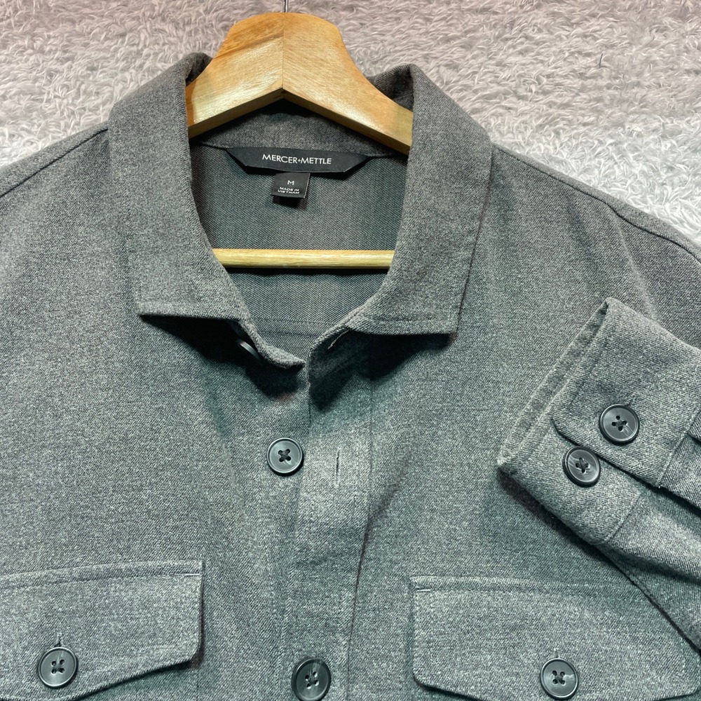Mercer + Mettle Mens Gray Long Sleeve Button Down Shirt Two Pocket Size M